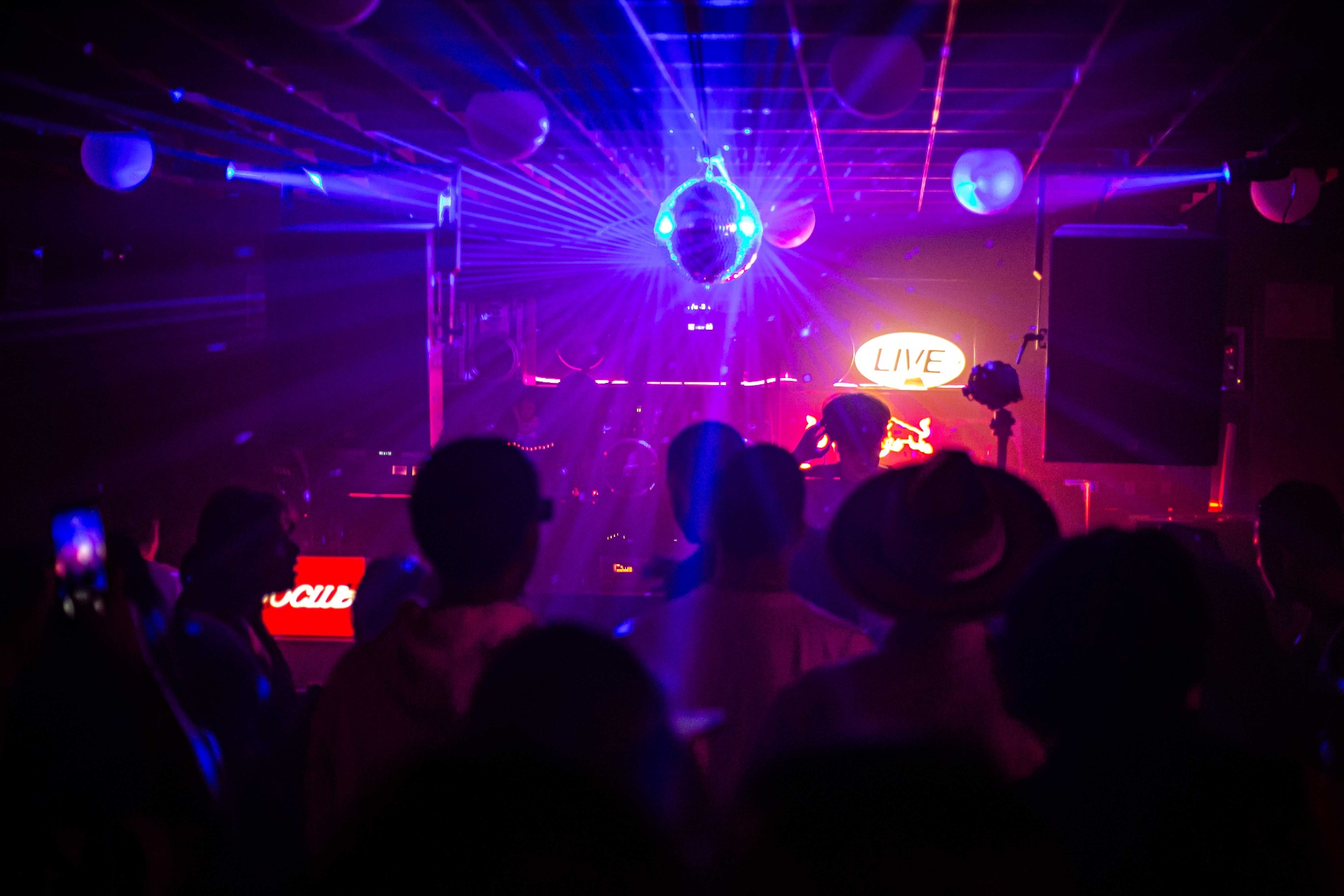 Showcase Tölm en vivo